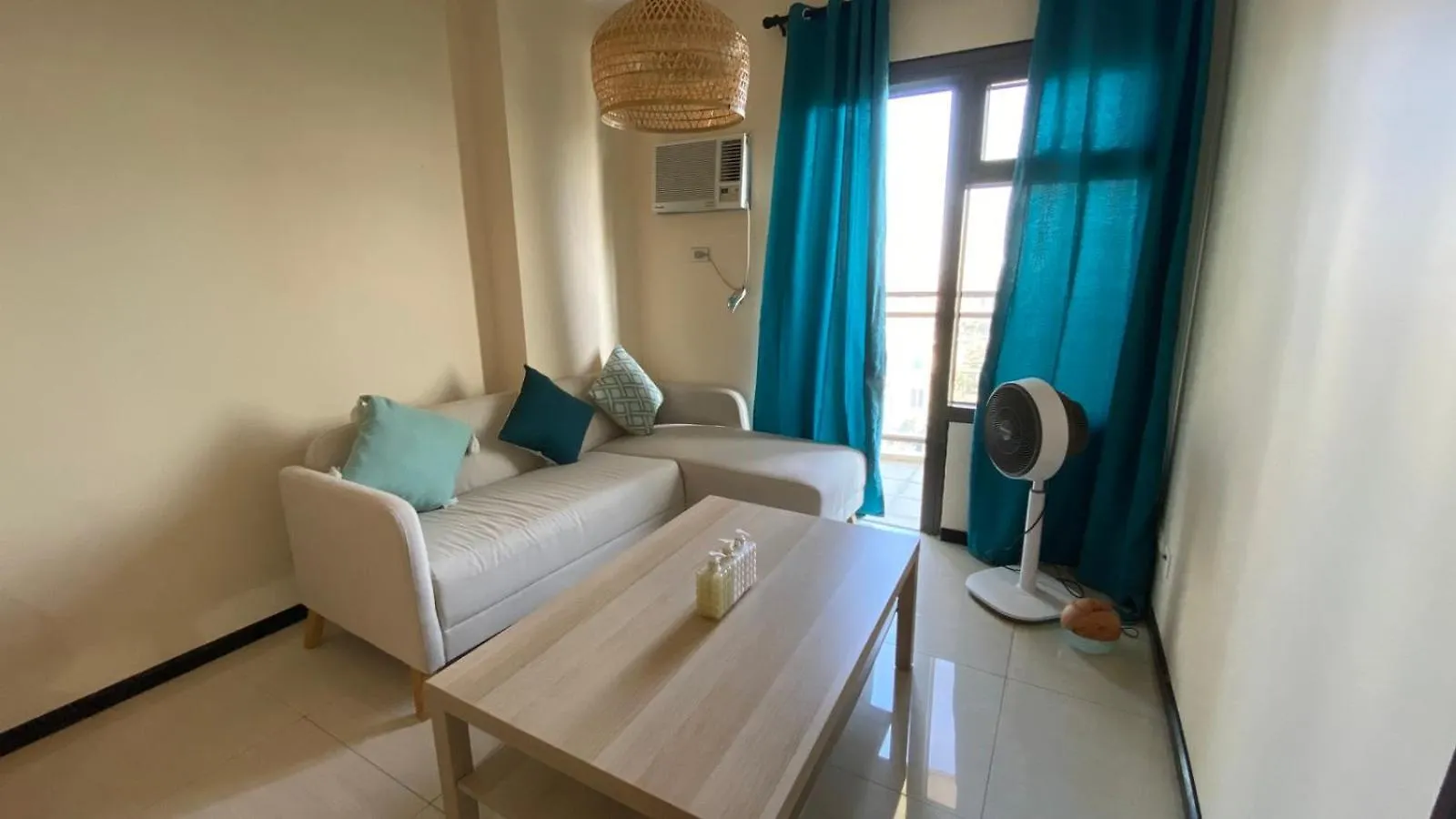 The Radiance Manila Bay By Mary Aparthotel